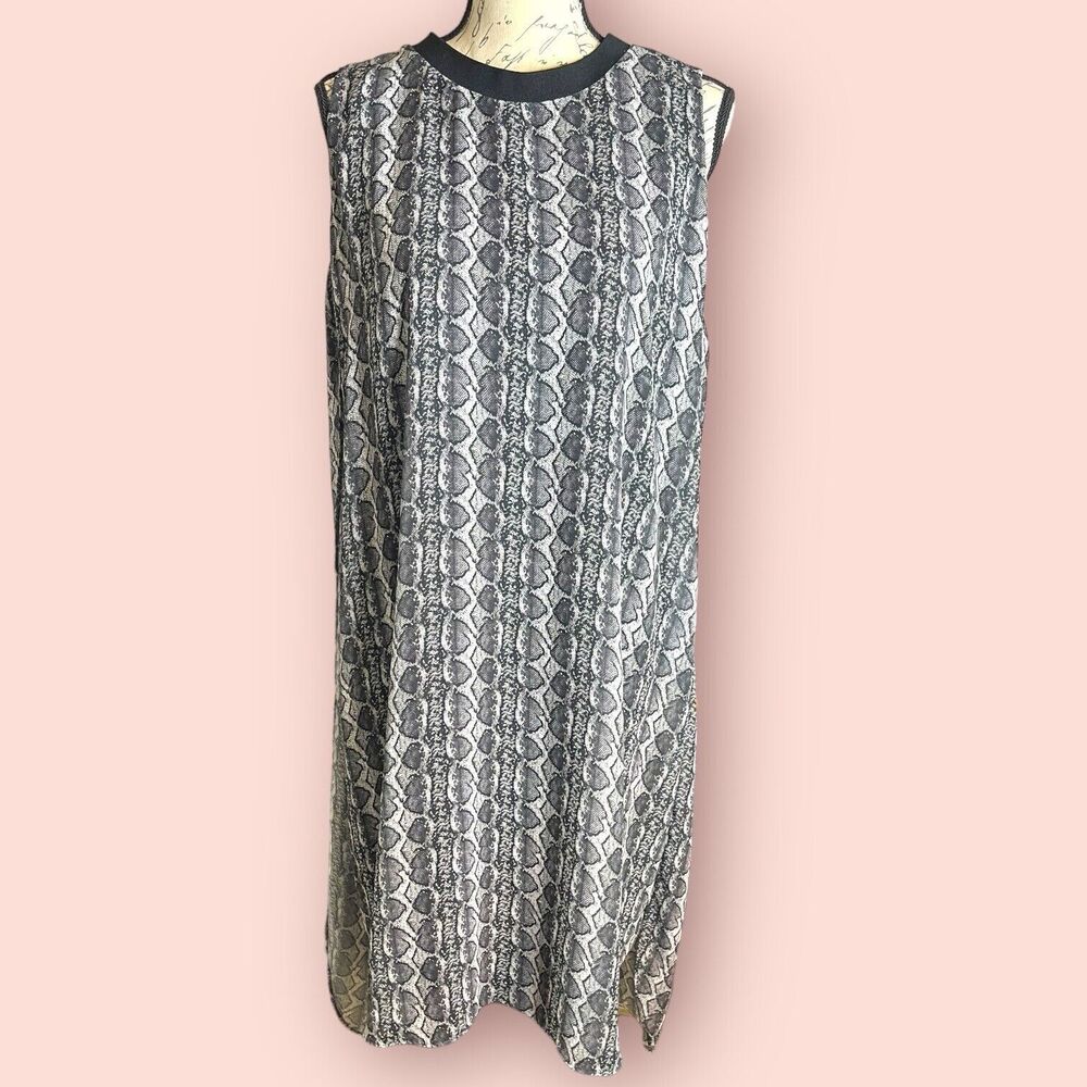 Rachel Rachel Roy Shift Dress Size 1X Black White Snakeskin Split Sides Layered